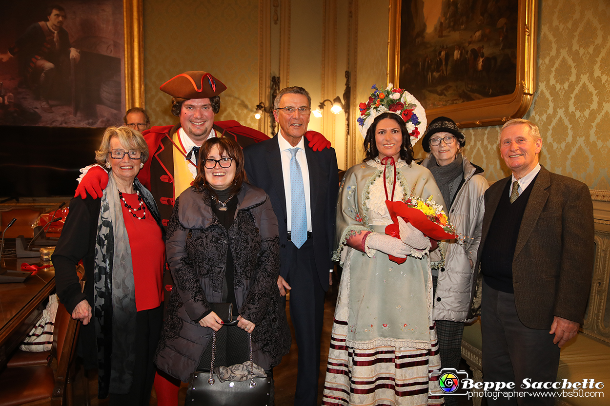 VBS_3711 - Investitura Ufficiale Gianduja e Giacometta Famija Turineisa - Carnevale di Torino 2024.jpg